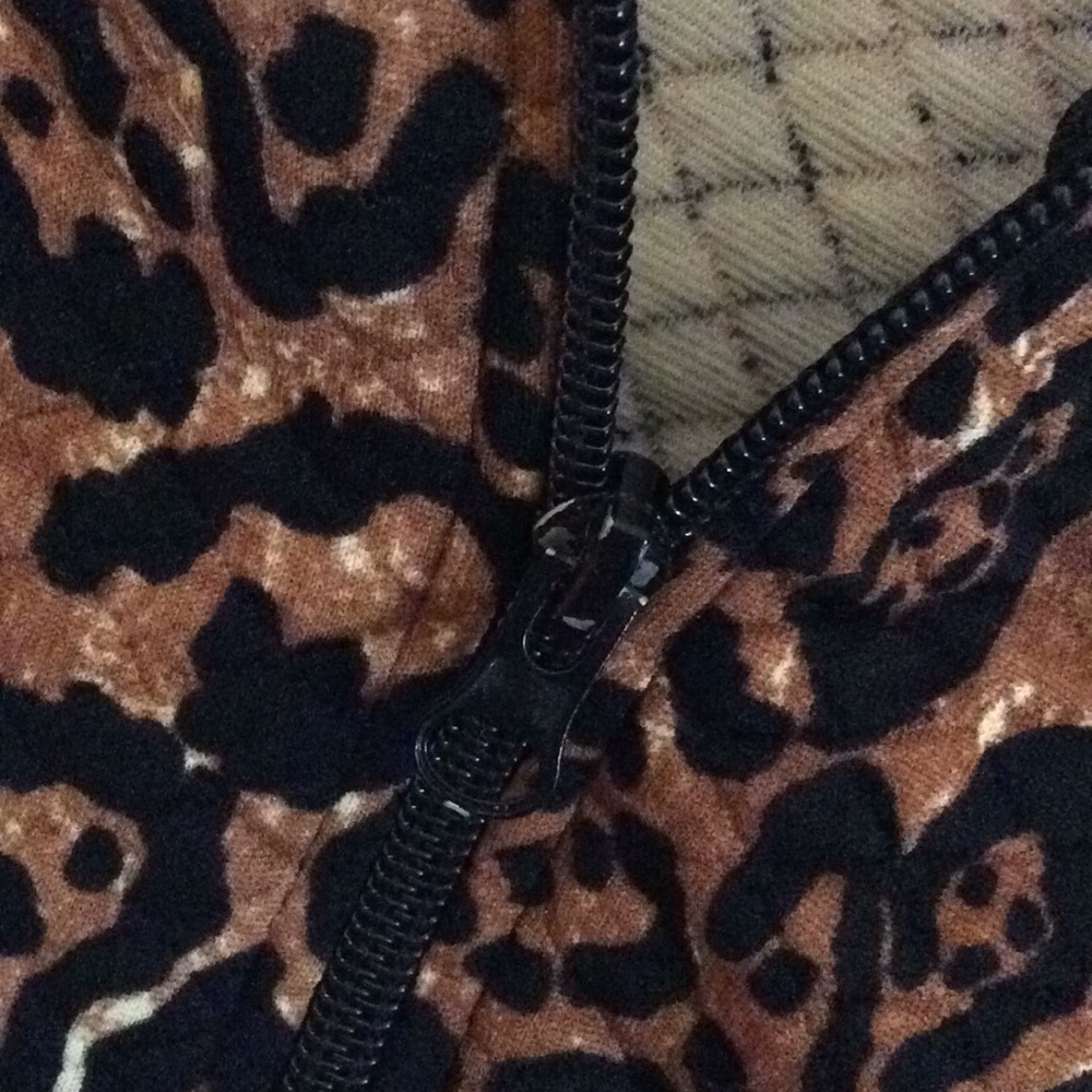 Animal Print Jacket - Picture 4 of 8